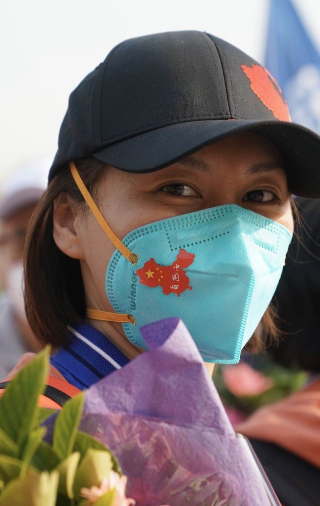 包含篮球巡回赛掀起高潮，岭南旋风队强势横扫吴越麒麟队，老将里程碑之夜——年轻人站出来了的词条-爱游戏博彩平台