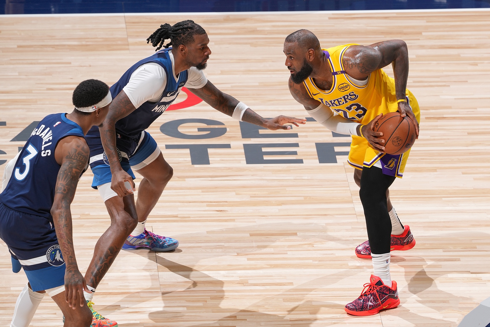 训练课后明尼苏达森林狼备战美洲杯,造点机会细节流出,态度坚定,团队化学反应显著的简单介绍 训练课后明尼苏达森林狼备战美洲杯,造点机会细节流出,态度坚定,团队化学反应显著的简单介绍