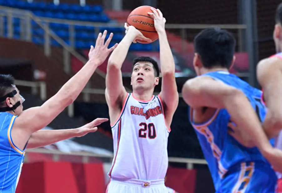 包含赛地聚焦——CBA季后赛赛前热度飙升；德国国家队状态回暖；引发热议；官宣口径保持一致的词条