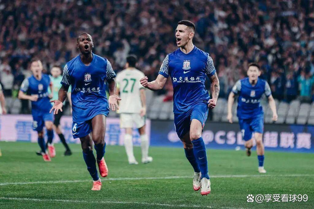 武磊被重罚回上港踢中超